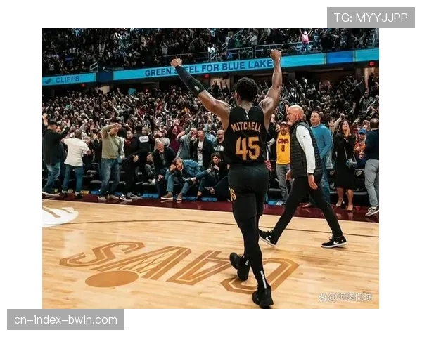 骑士四连胜稳固东部第四 米切尔42分展现领袖价值